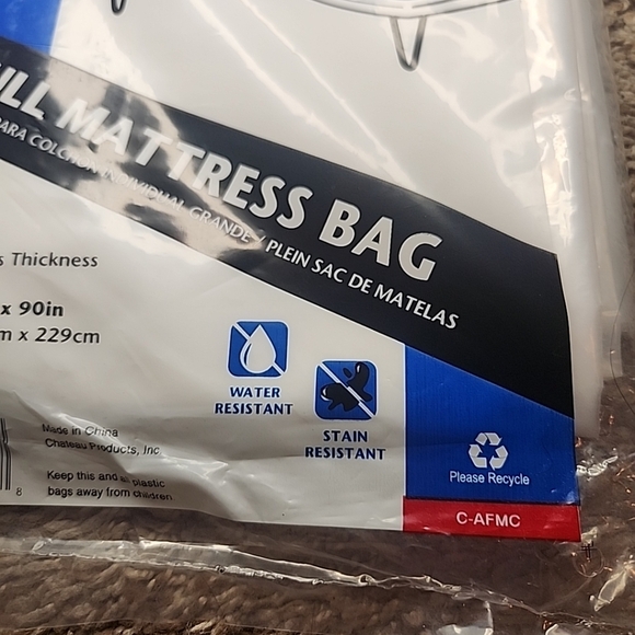 Chateau Full Protective Plastic Full-Size Mattress Bag - Picture 3 of 6